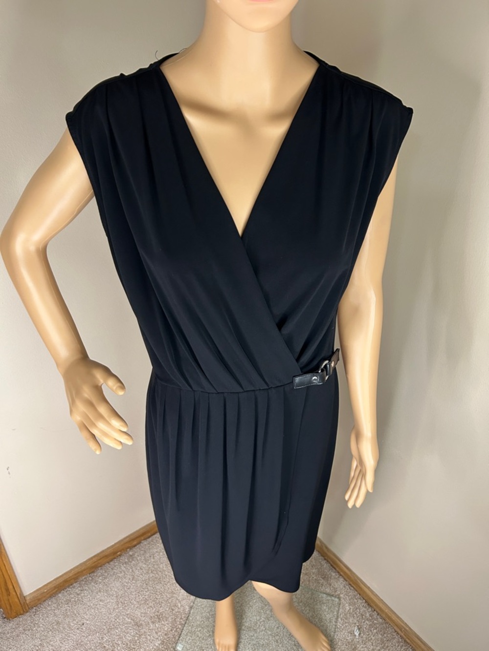 MICHAEL Michael Kors Black Wrap-Front Midi Dress with Side Buckle